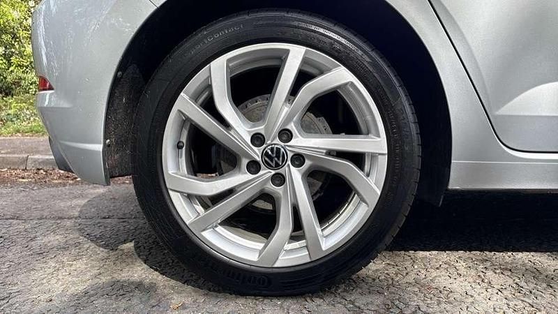 Used VW Polo Style 95 HP (69 kW) 2023 Silver Hatchback