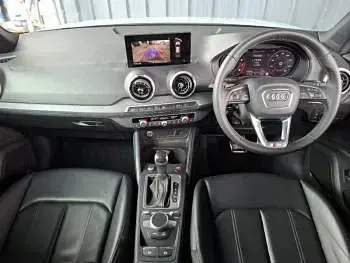 Używany Audi SQ2 Advanced Plus 300 KM (220 kW) 2023 Szary SUV