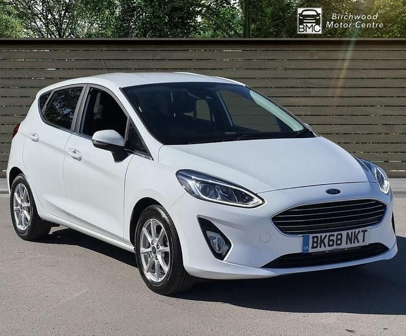 White Used 2018 Ford Fiesta Zetec Hatchback | £6,995 (Fair price) - Image 1/4