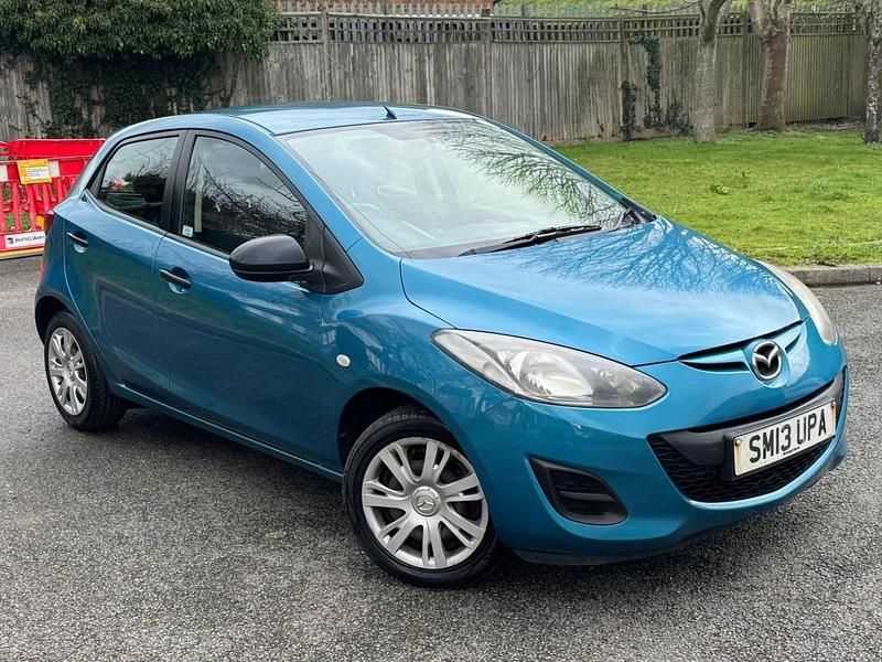 Used Mazda 2 2013 Blue Hatchback