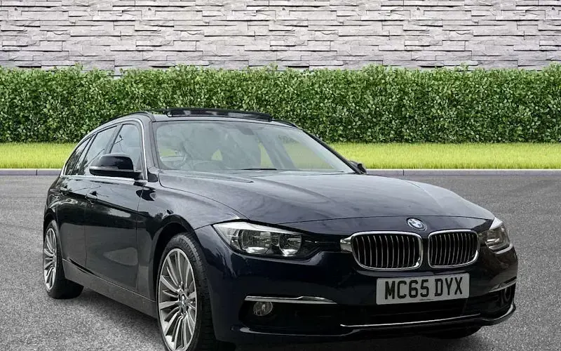 Begagnad BMW 320 Luxury Line 190 HK (139 kW) 2017 Kombi