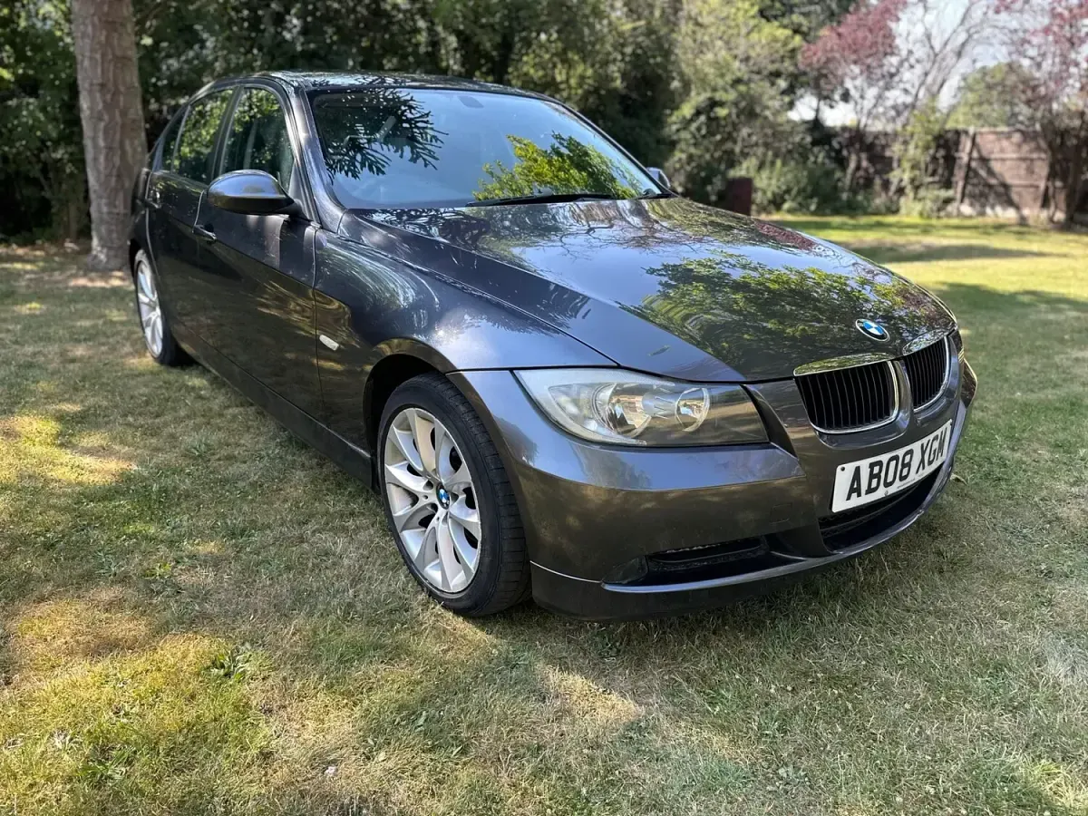 Used BMW 320 184 HP (135 kW) 2008 Grey Sedan