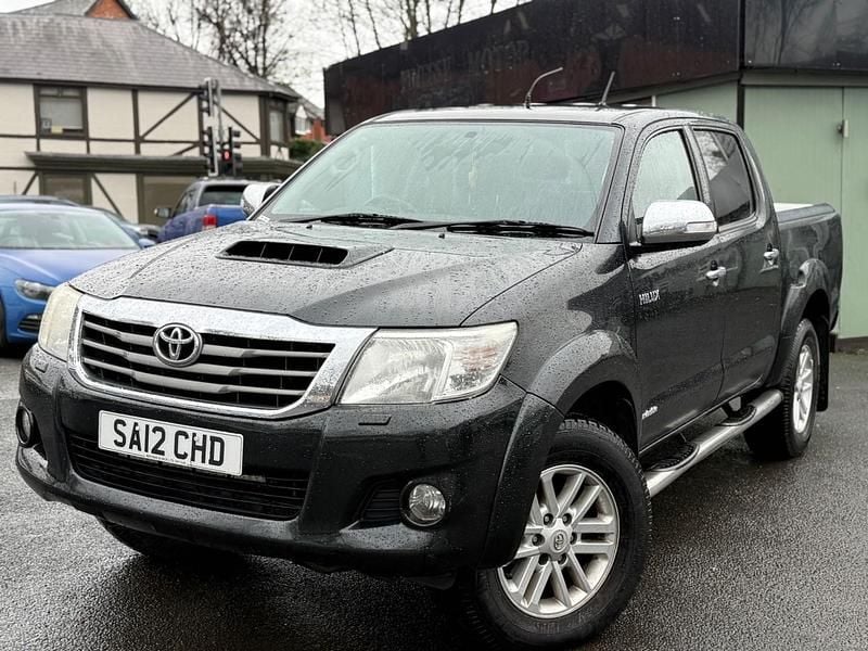 Used Toyota HiLux 2012 Black Pickup