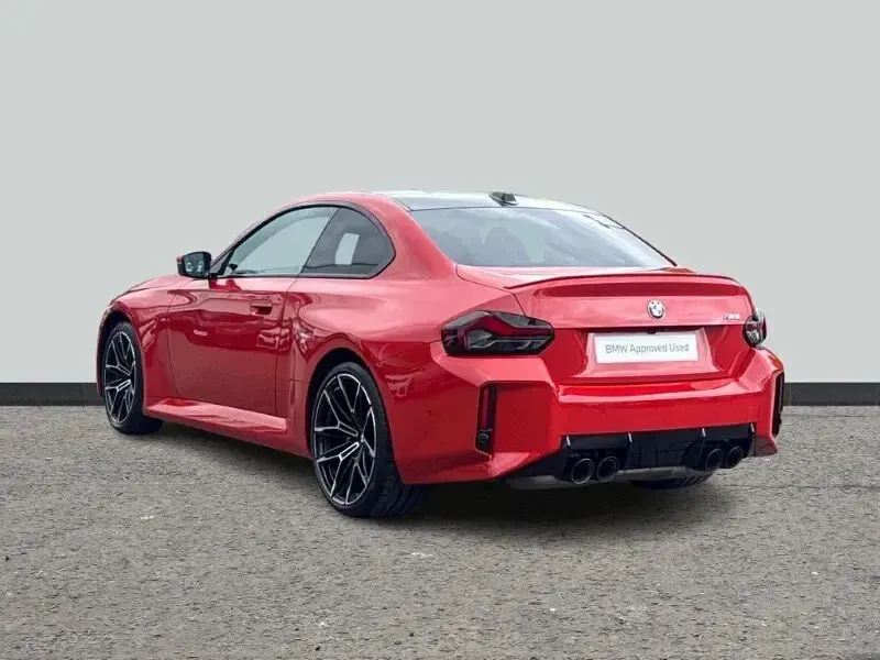 Begagnad BMW M2 Comfort Edition 460 HK (338 kW) 2023 Röd Sportkupé