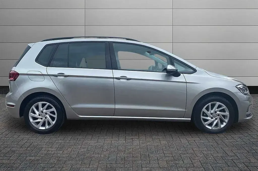 Used VW Golf Plus Cross 150 HP (110 kW) 2019