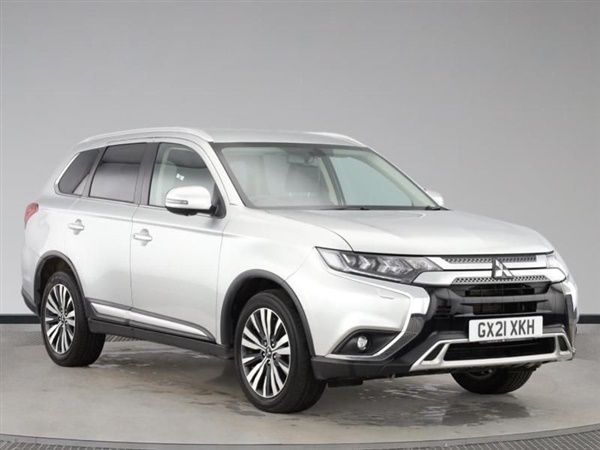 Metallic silver Used 2021 Mitsubishi Outlander SUV | £16,890 (Fair price) - Image 1/1