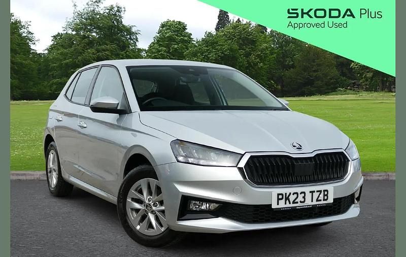 Used Skoda Fabia Comfort 94 HP (69 kW) 2023 Silver Hatchback