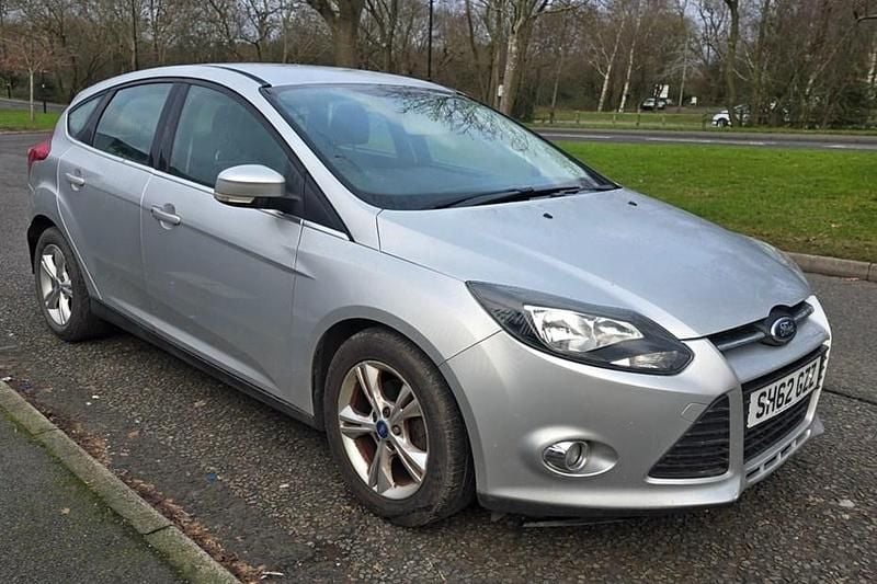 Silver Used 2012 Ford Focus Zetec Hatchback | £1,450 (Good price) - Image 1/1