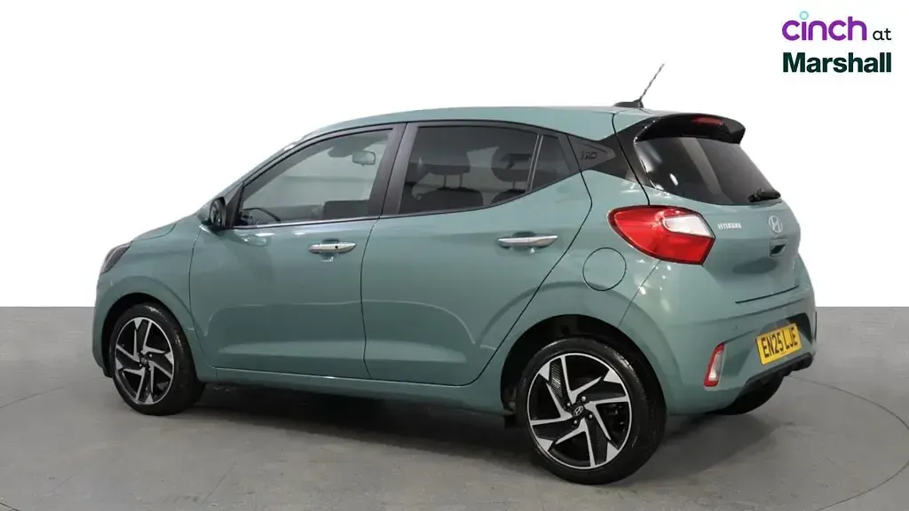 Used Hyundai i10 Premium 2025 Green Hatchback