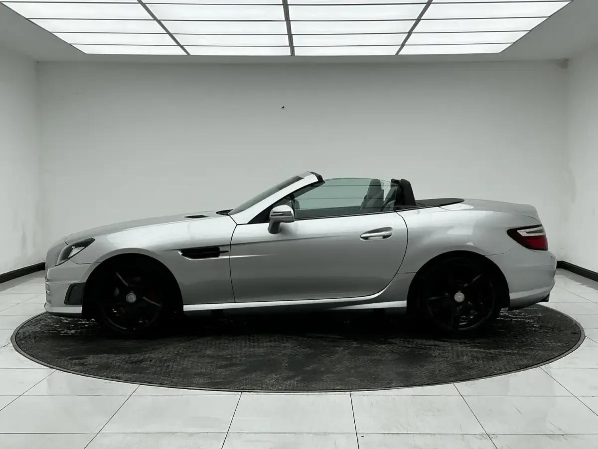 Used Mercedes SLK200 AMG 2013 Silver Cabriolet