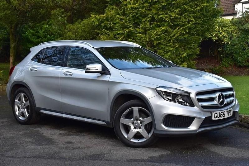Used Mercedes GLA220 AMG line 170 HP (125 kW) 2015 Silver SUV