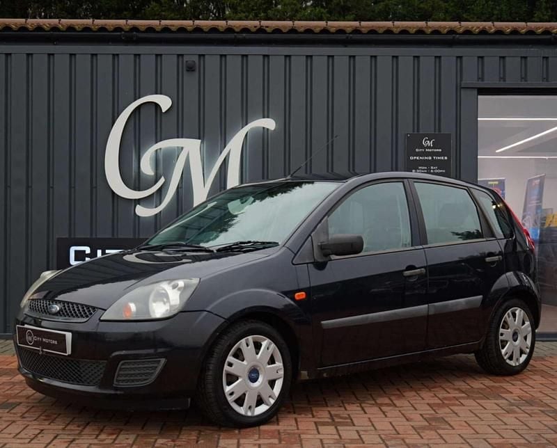 Black Used 2006 Ford Fiesta Style Hatchback | £1,490 (Good price) - Image 1/4