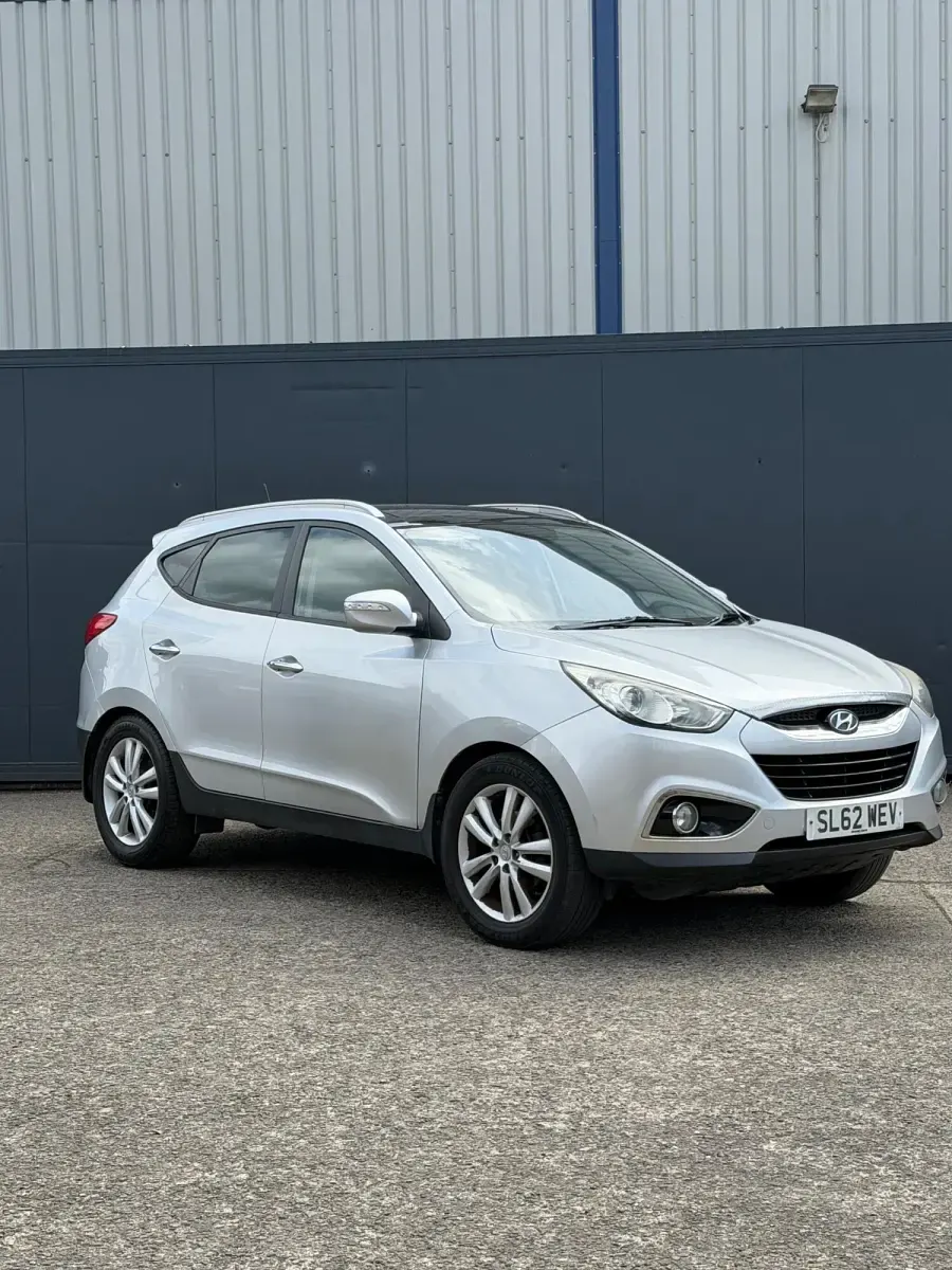 Used Hyundai ix35 Premium 134 HP (98 kW) 2012 Silver SUV