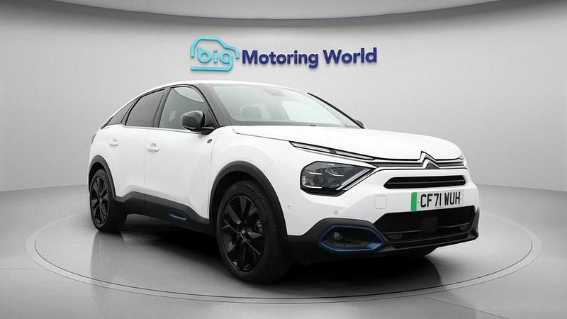 Used Citroën e-C4 Shine 100 kW (136 HP) 2022 Hatchback