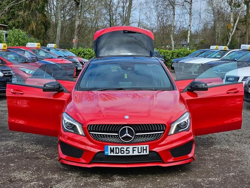 Used Mercedes CLA200 Shooting Brake AMG 136 HP (100 kW) 2015 Red Estate