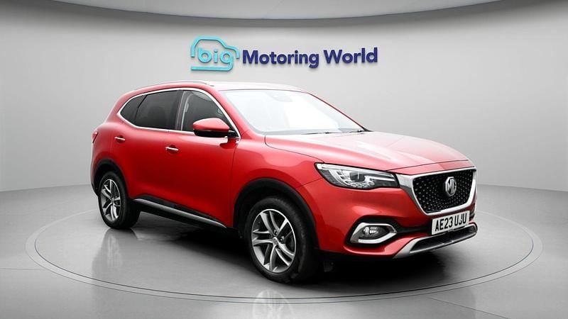Used MG HS Exclusive 162 HP (119 kW) 2023 Red SUV