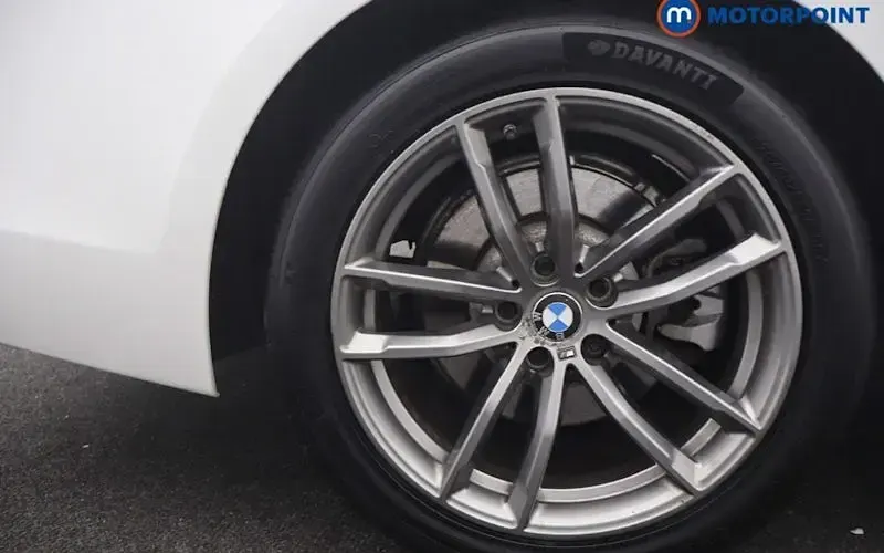 Used BMW 520 M Sport 190 HP (139 kW) 2018 White Sedan