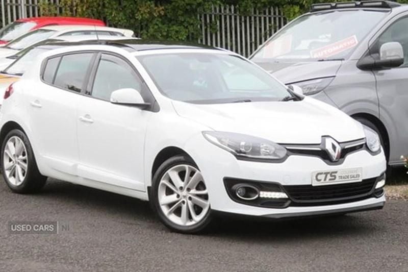 Used 2015 Renault Mégane III Dynamique Hatchback | £4,995 (Fair price) - Image 1/1
