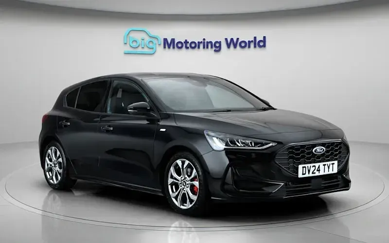 Used Ford Focus ST-Line 155 HP (114 kW) 2024 Black Hatchback
