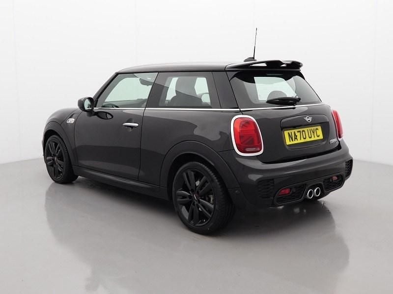 Gebraucht Mini Cooper S Hatch 189 PS (139 kW) 2020 Schwarz Kleinwagen