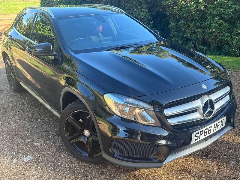 Black Used 2016 Mercedes GLA220 AMG line SUV | £10,999 (Good price) - Image 1/3