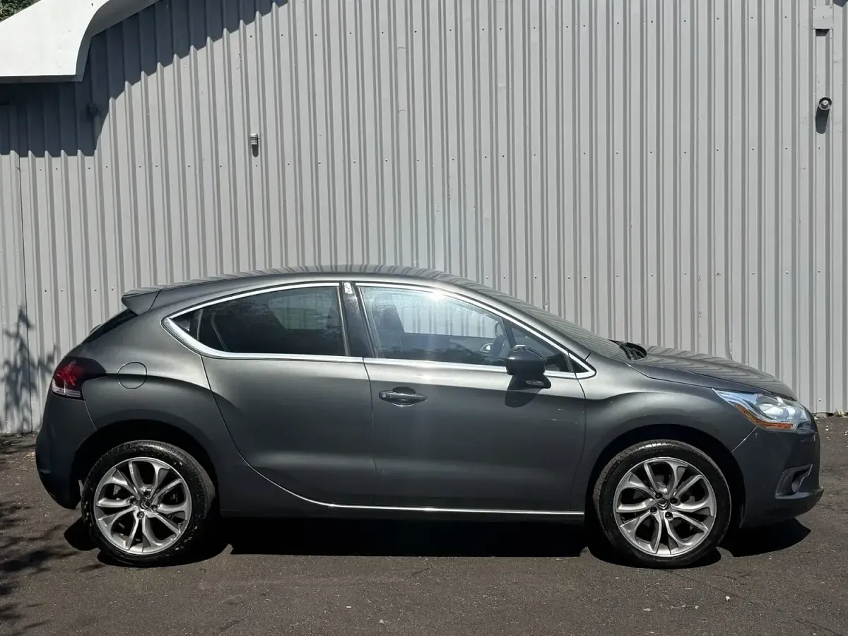 Used Citroën DS4 2014 Grey Hatchback