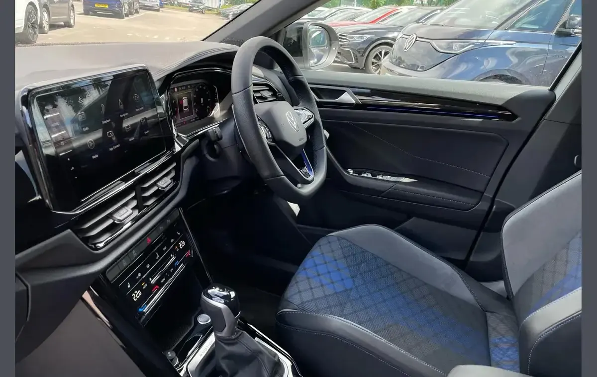 Used VW T-Roc Black Edition 300 HP (220 kW) 2025 Silver SUV