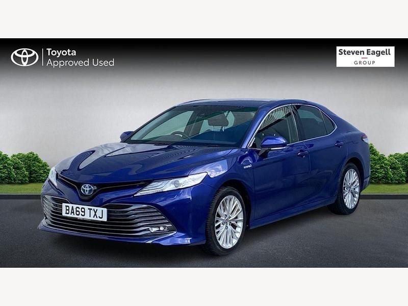 Used Toyota Camry 2019 Blue Sedan