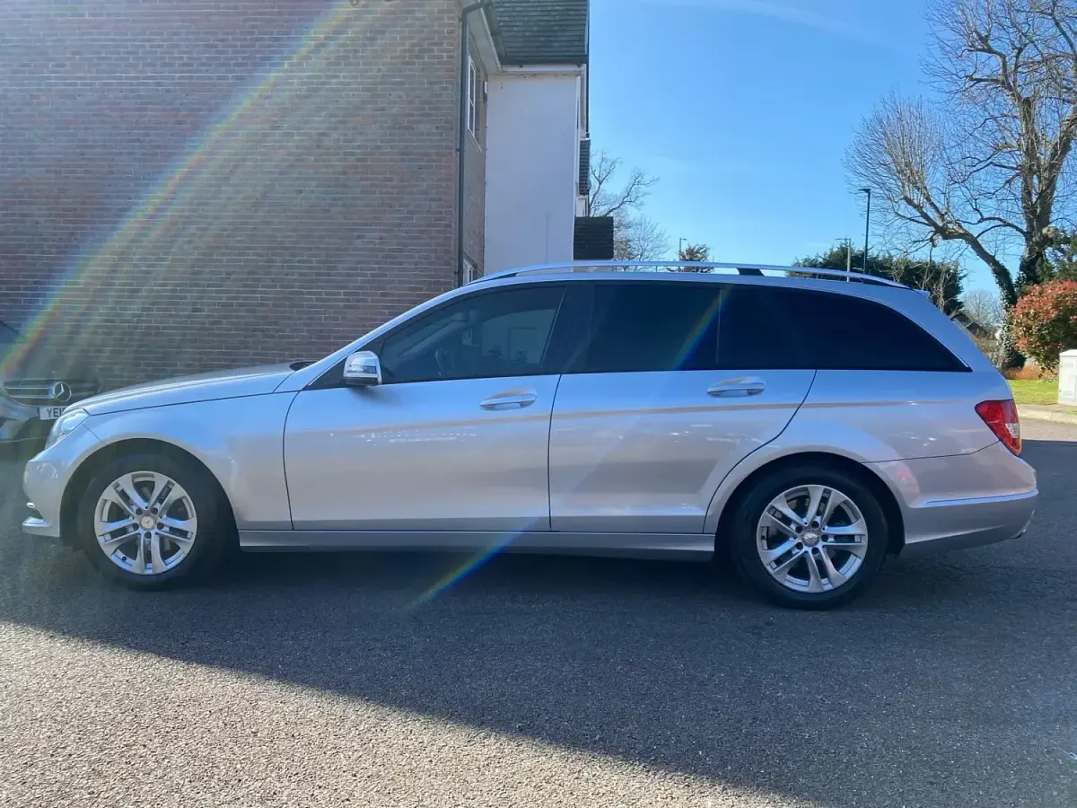 Second-hand Mercedes C220 Executive 170 CP (125 kW) 2014 Argintiu Break