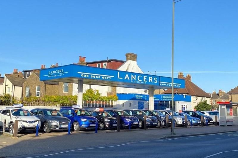 Used Hyundai i20 SE 84 HP (61 kW) 2018 White Hatchback