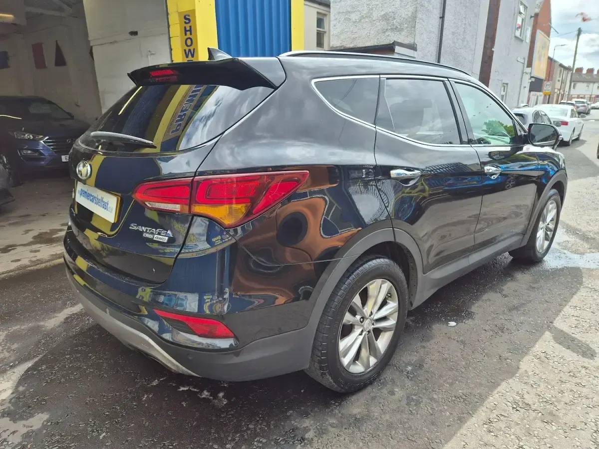 Used Hyundai Santa Fe Premium 2016 Black SUV