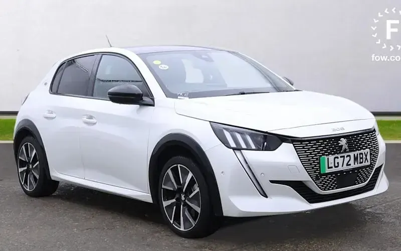 Used Peugeot e-208 Premium 100 kW (136 HP) 2022 Hatchback
