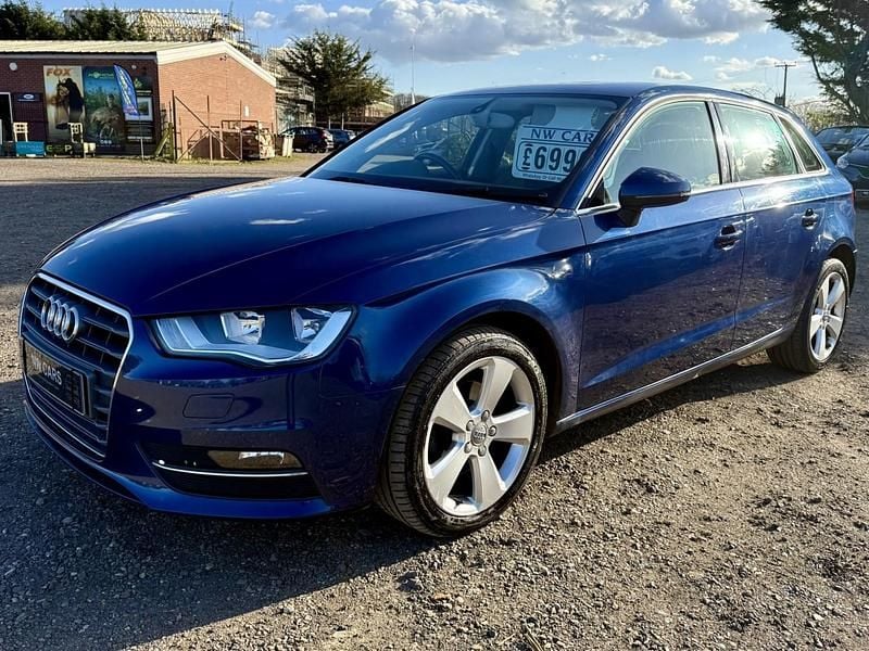 Used Audi A3 Sport 110 HP (80 kW) 2015 Blue Hatchback