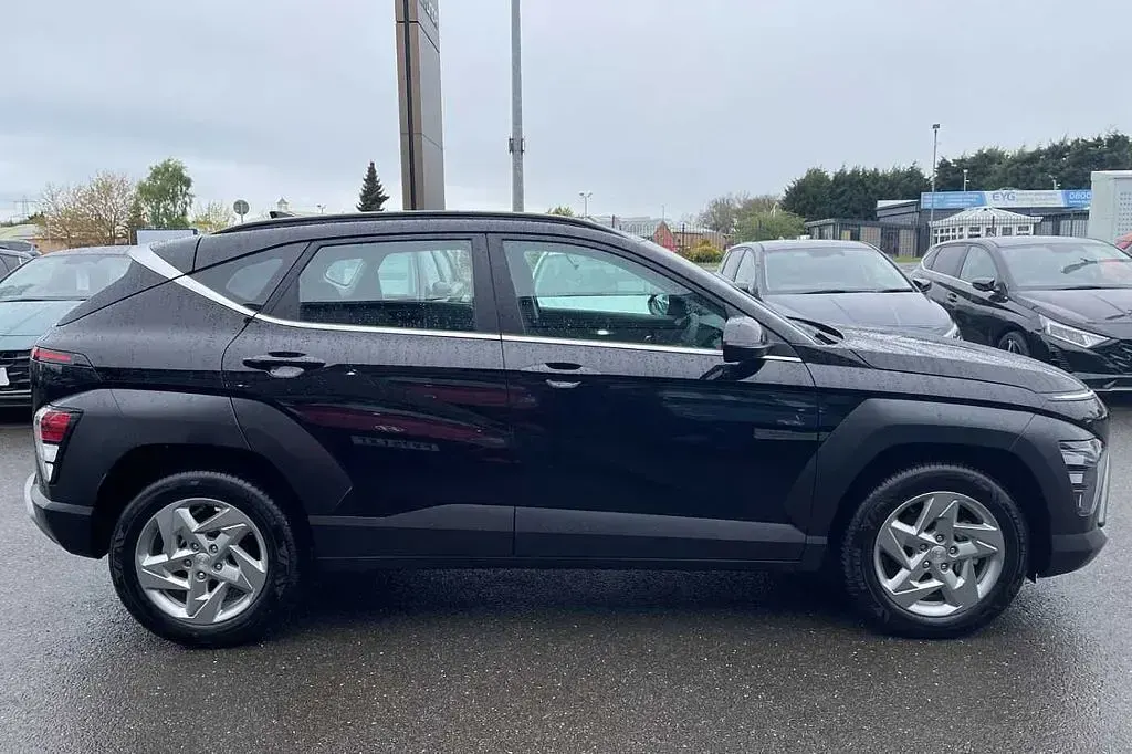 New Hyundai Kona Advanced 138 HP (101 kW) 2025 Abyss black SUV