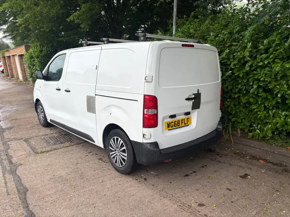 Used Peugeot Expert S 2018 White Van