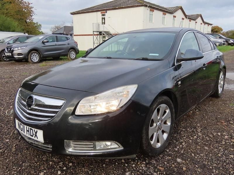 Used Vauxhall Insignia SRi 2011 Black Hatchback