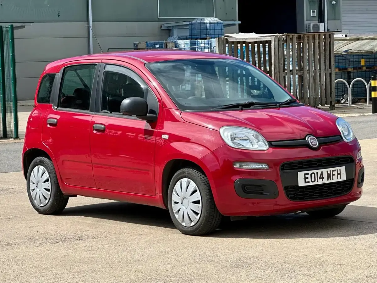 Used Fiat Panda Pop 69 HP (50 kW) 2014 Red Hatchback
