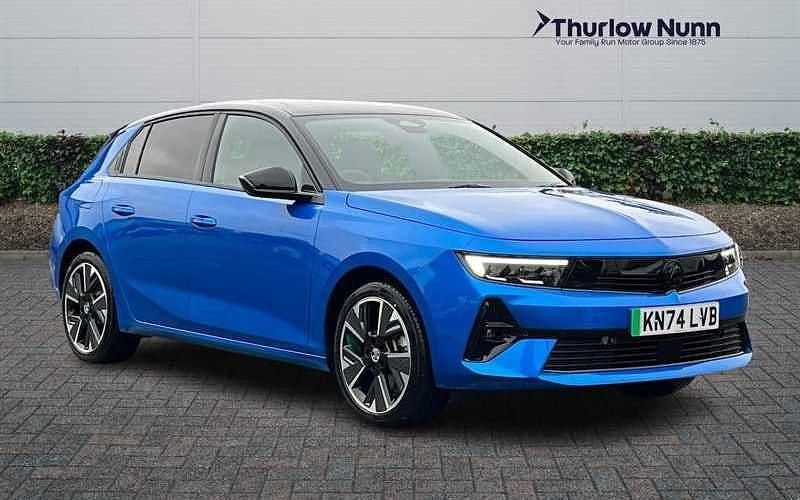 Used Vauxhall Astra Ultimate 114 kW (156 HP) 2024 Blue Hatchback