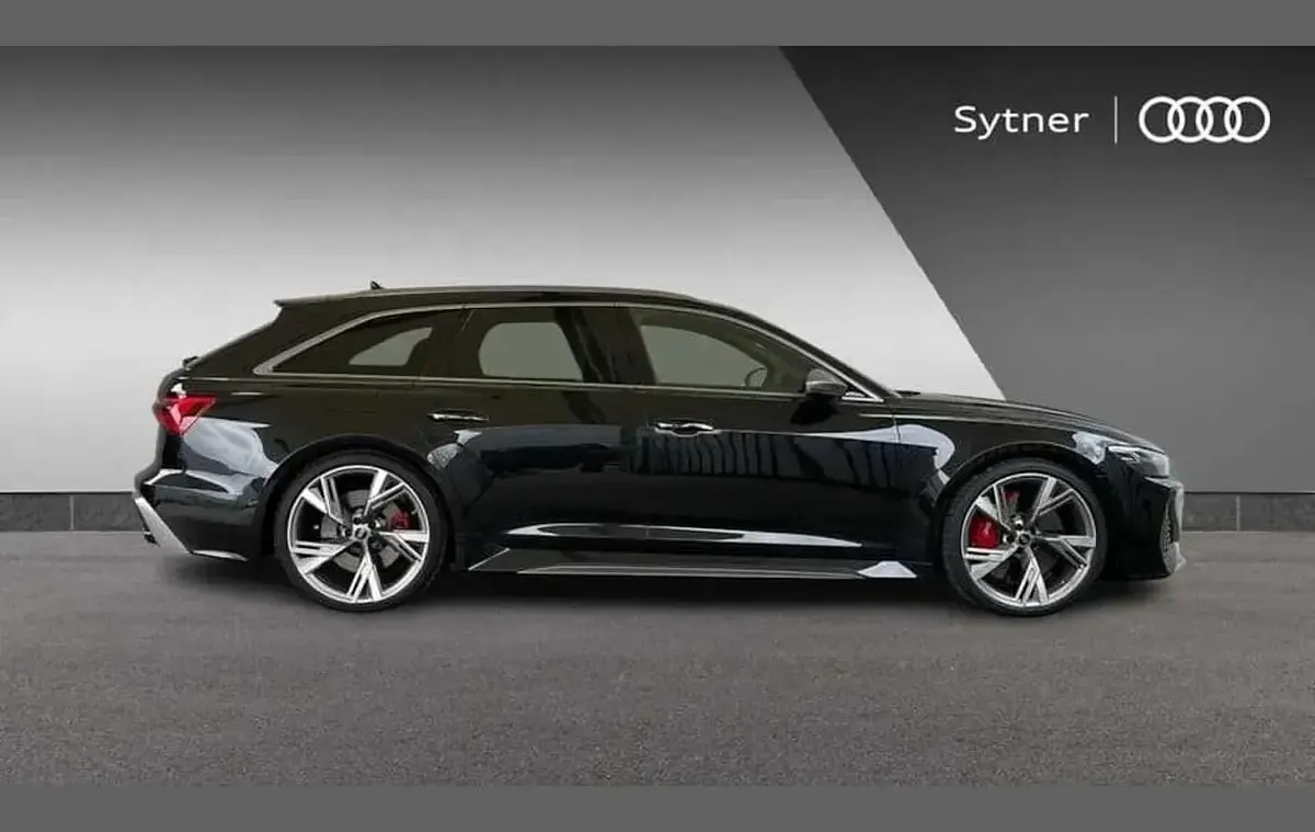 Used Audi RS6 Performance 620 HP (456 kW) 2024 Black Estate