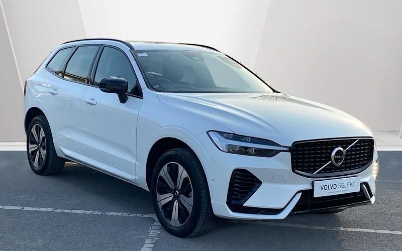 Used Volvo XC60 Plus 350 HP (257 kW) 2023 White SUV