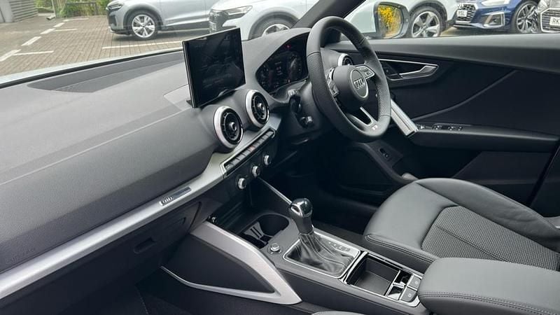New Audi Q2 S-Line 150 HP (110 kW) 2026 White SUV