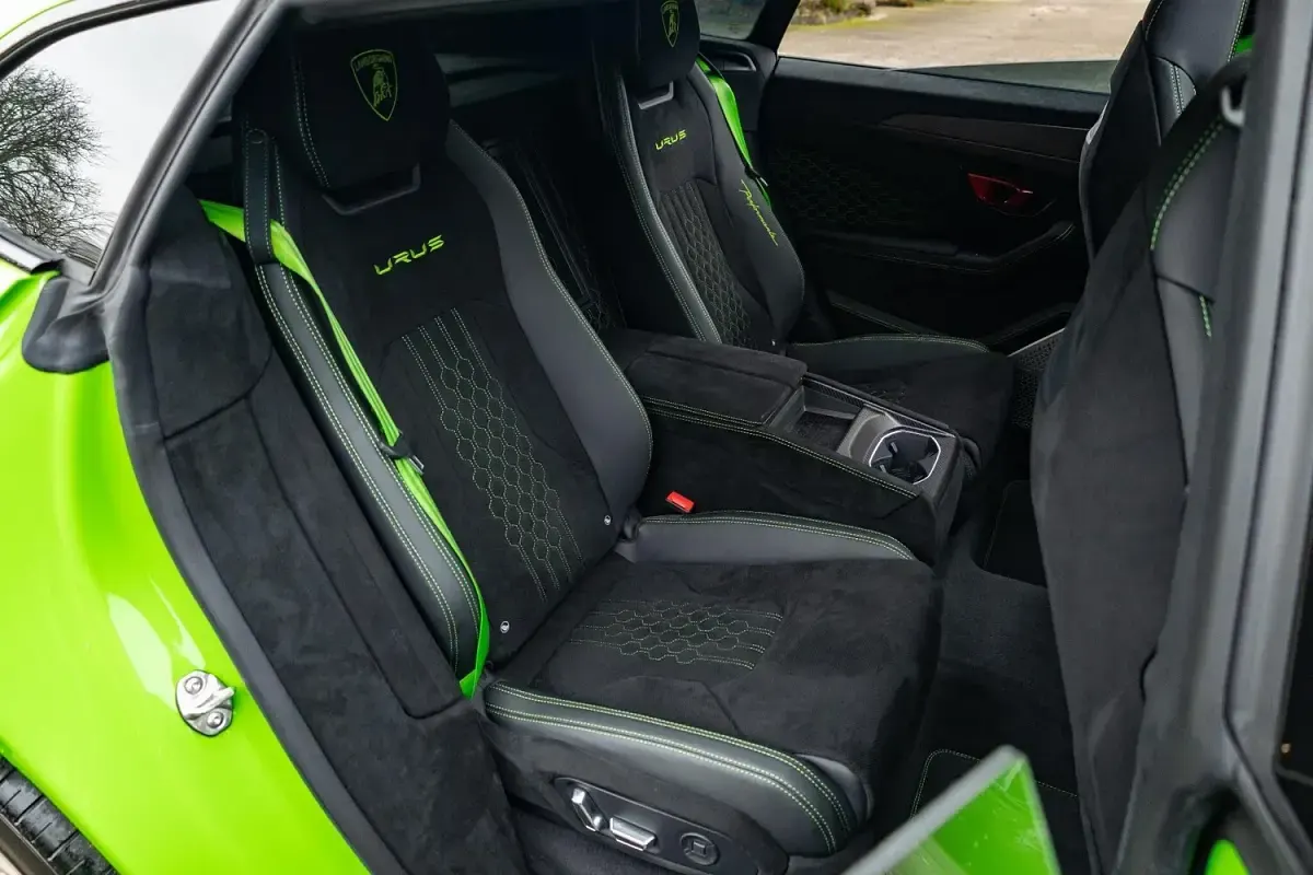 Used Lamborghini Urus 800 HP (588 kW) 2025 Green SUV