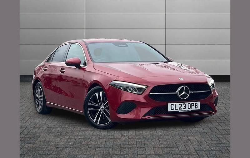 Used Mercedes A200 Executive 161 HP (118 kW) 2023 Red Sedan