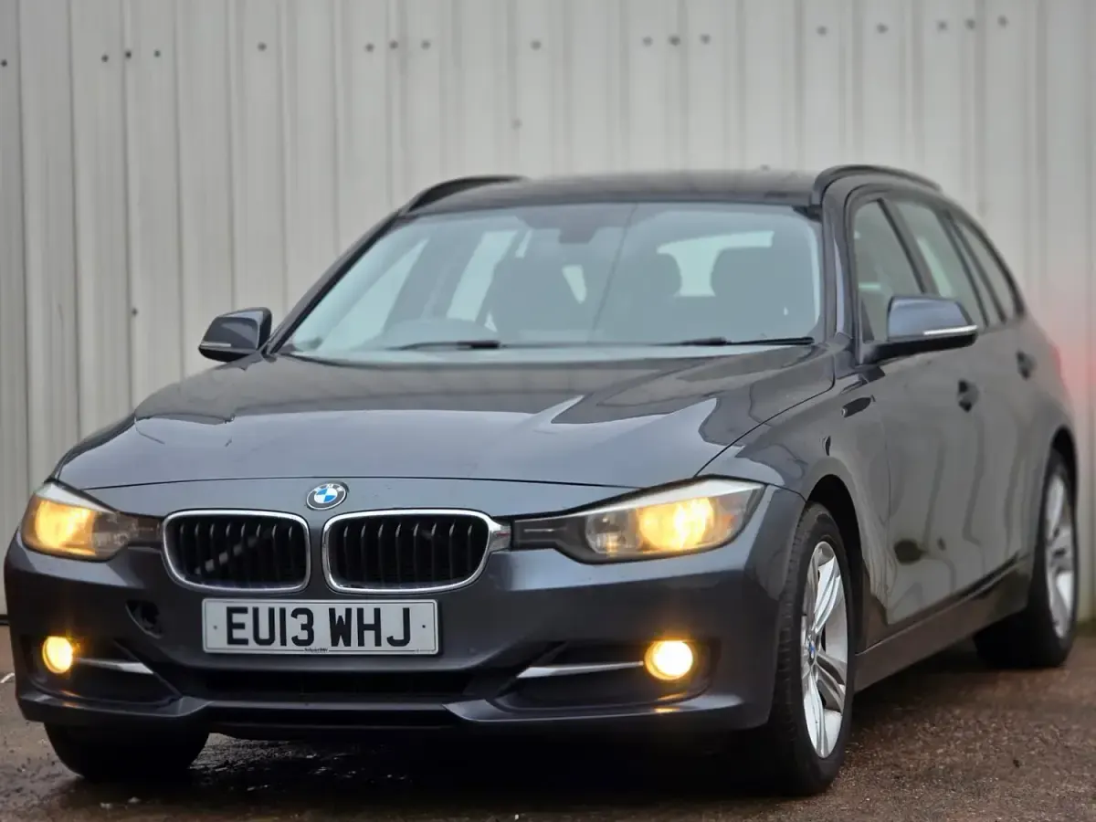 Usado BMW 316 Sport Line 2013 Gris Familiar
