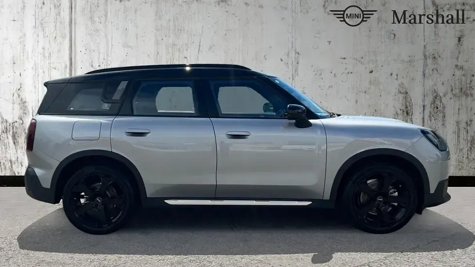 Used Mini Countryman Exclusive 170 HP (125 kW) 2025 Melting silver iii SUV