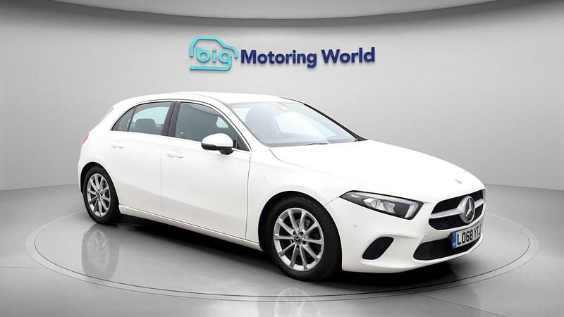 Used Mercedes A180 Executive 2018 White Hatchback