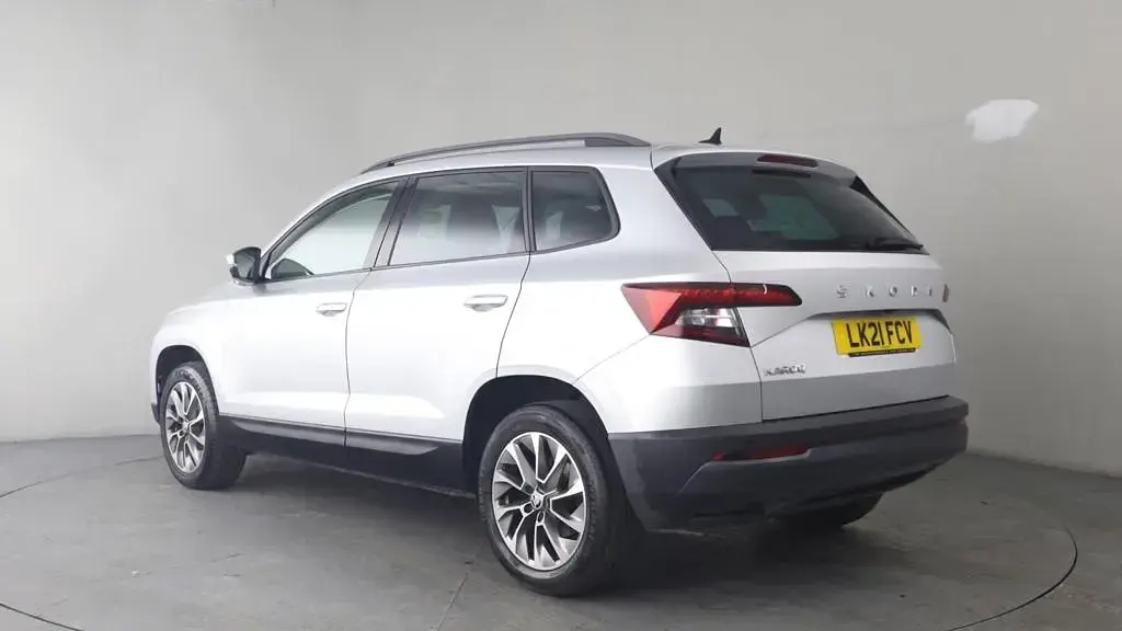 Used Skoda Karoq SE Drive 150 HP (110 kW) 2021 Silver SUV