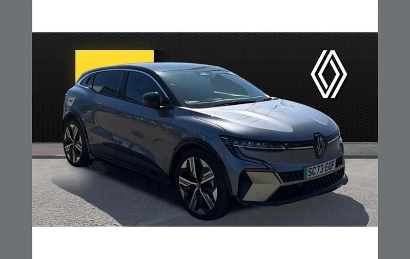 Usado Renault Megane E-Tech Iconic 160 kW (218 HP) 2023 Citadino