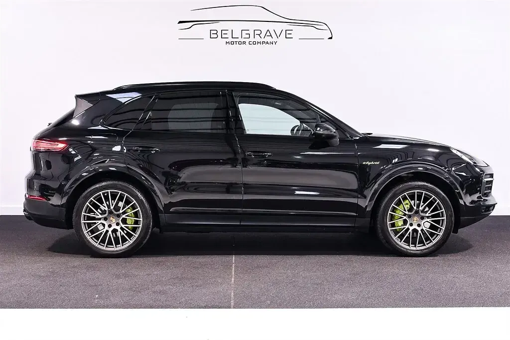 Used Porsche Cayenne Platinum Edition 462 HP (339 kW) 2022 SUV