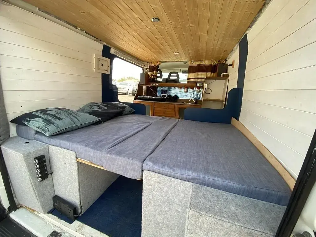 Second-hand Peugeot Boxer 2014 Alb Van